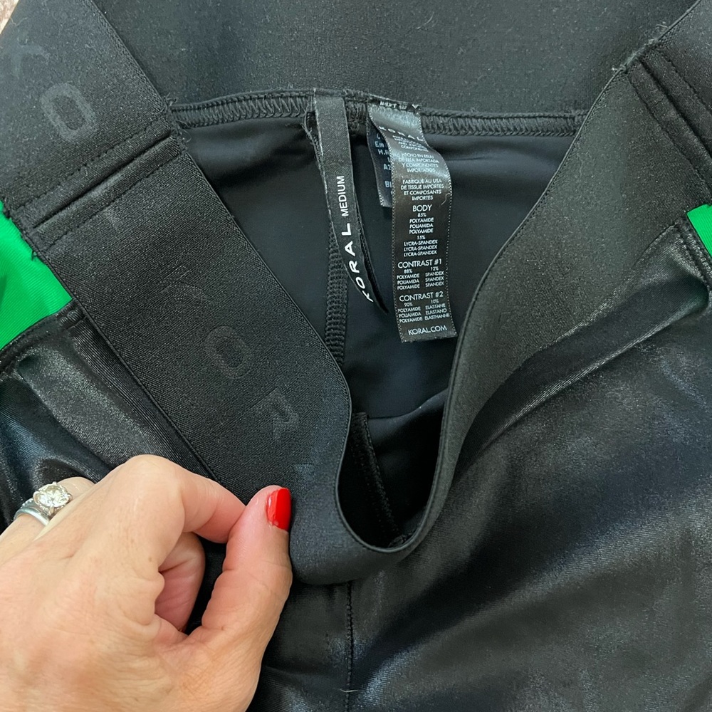 Koral 7/8 leggings with mesh/net detail, size Medium in great condition! - Picture 4 of 6